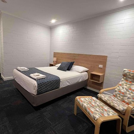 แคเทอรีน โมเทล Motel แคทเทอรีน ภายนอก รูปภาพ