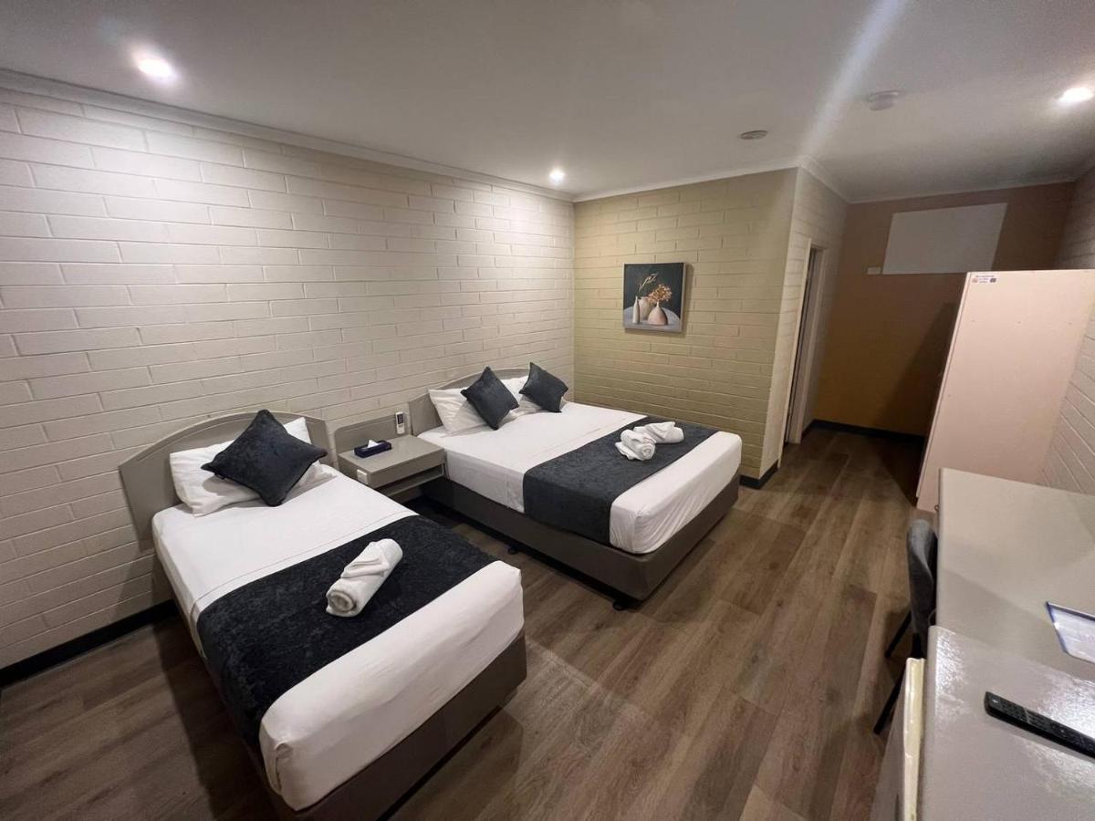 แคเทอรีน โมเทล Motel แคทเทอรีน ภายนอก รูปภาพ