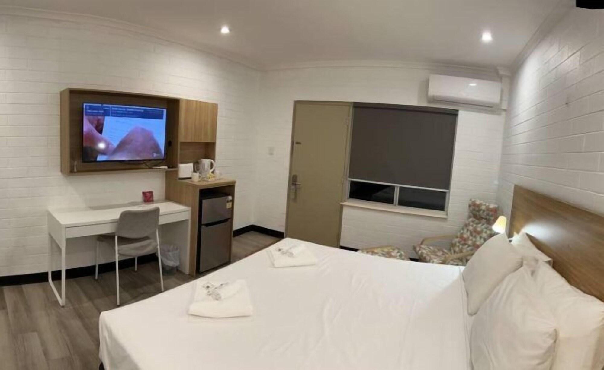 แคเทอรีน โมเทล Motel แคทเทอรีน ภายนอก รูปภาพ