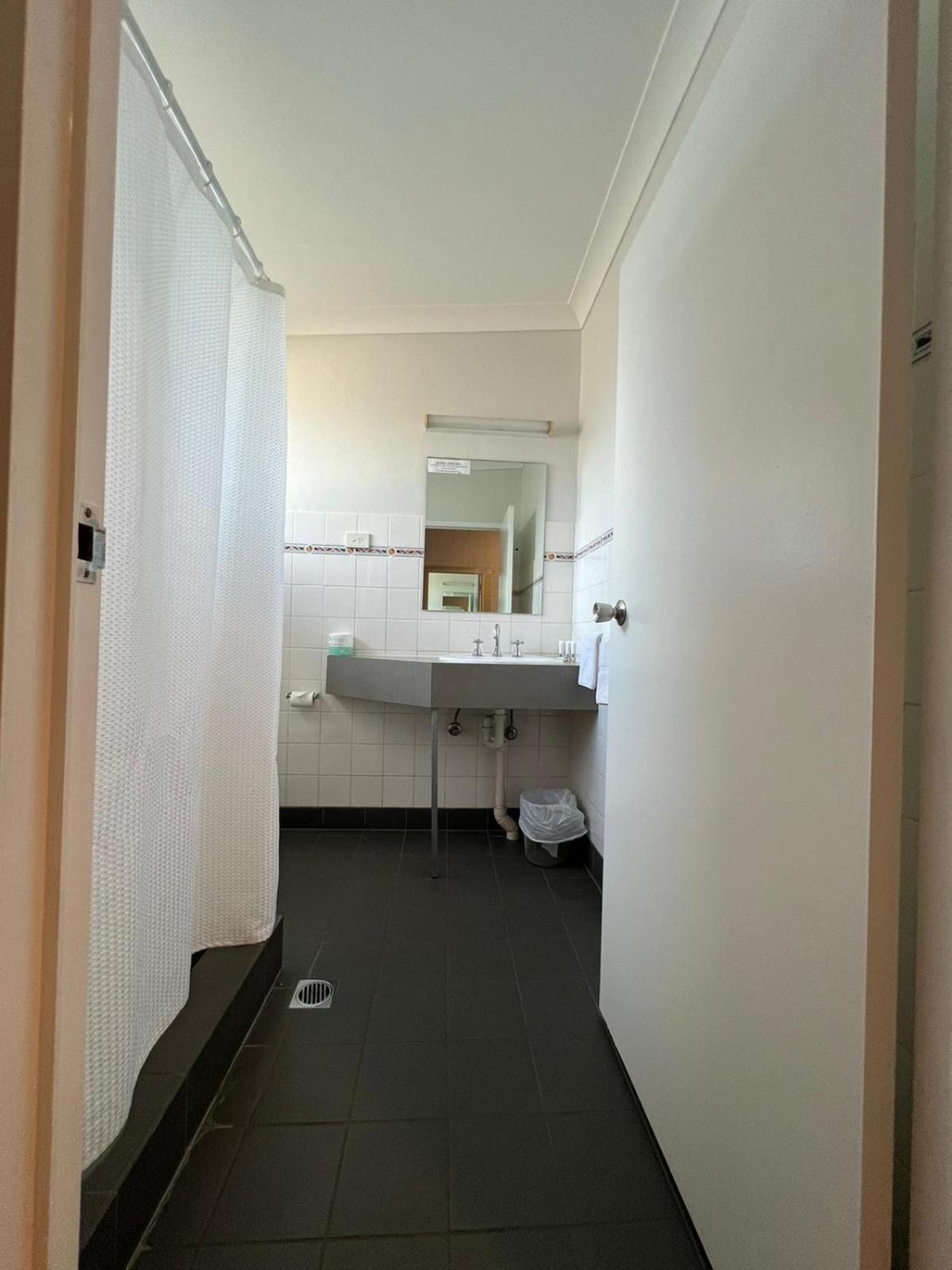 แคเทอรีน โมเทล Motel แคทเทอรีน ภายนอก รูปภาพ